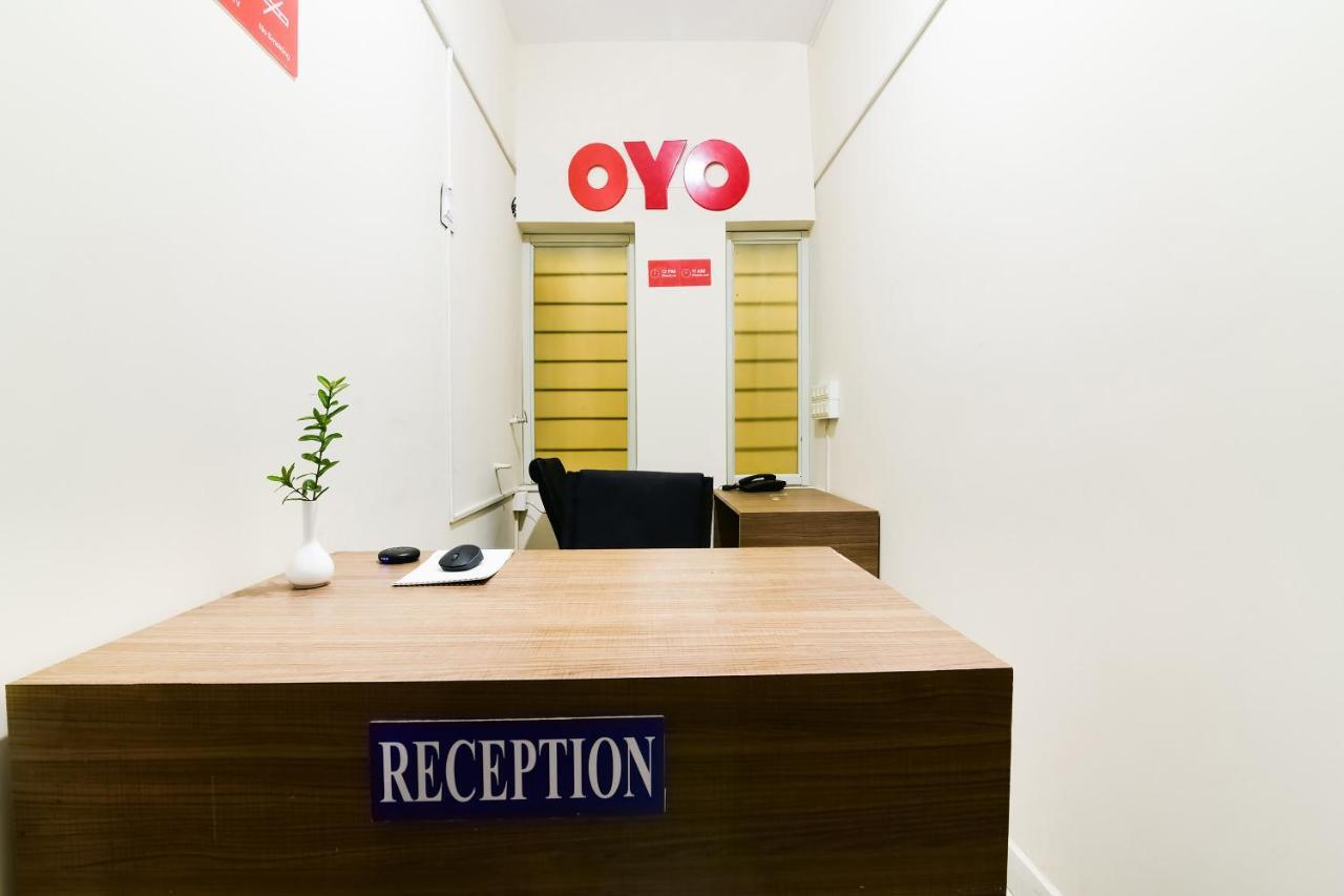 Oyo 43422 Bijaya Palace Hotel 3*